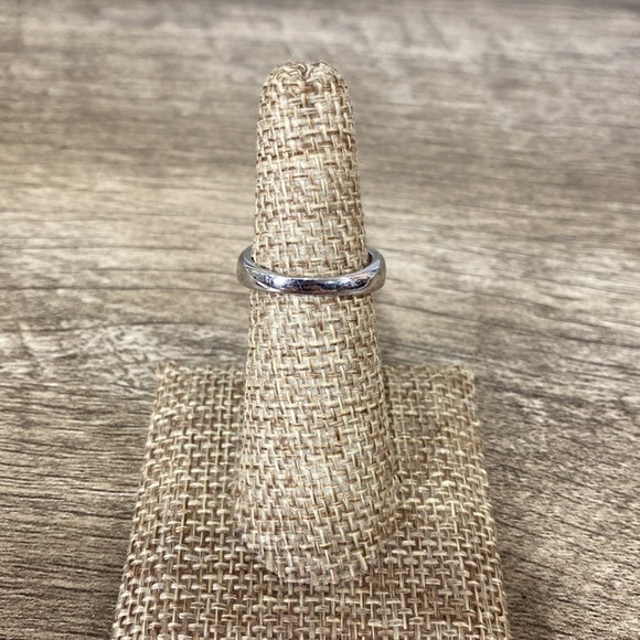 .925 SS ring with Canary yellow stone - Picture 4 of 7